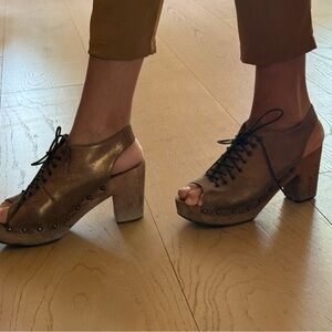 Stylish Brown golden Open-Toe Women's Shoes